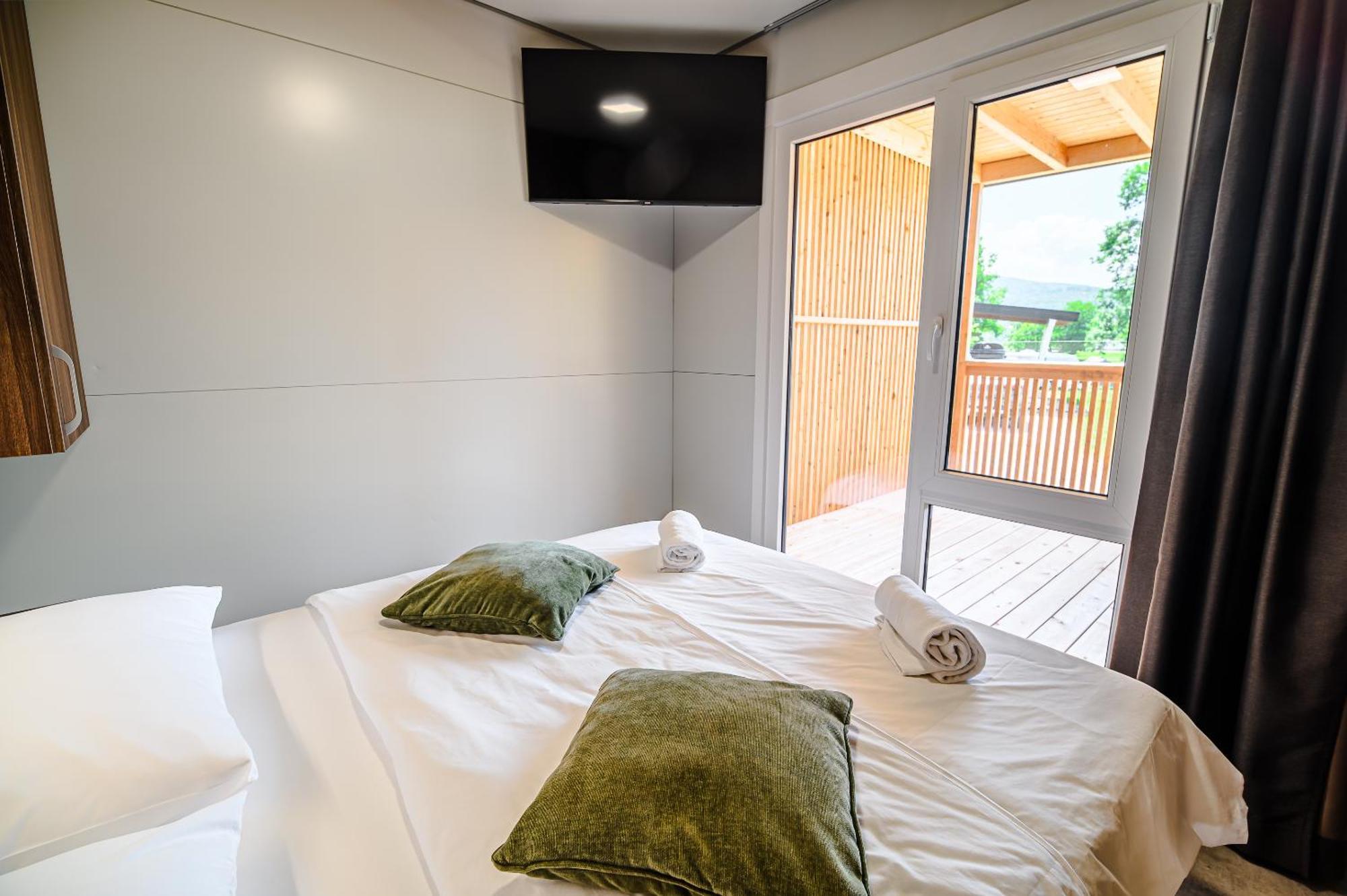 Premium Mobile Homes With Thermal Riviera Tickets Catez ob Savi Ngoại thất bức ảnh